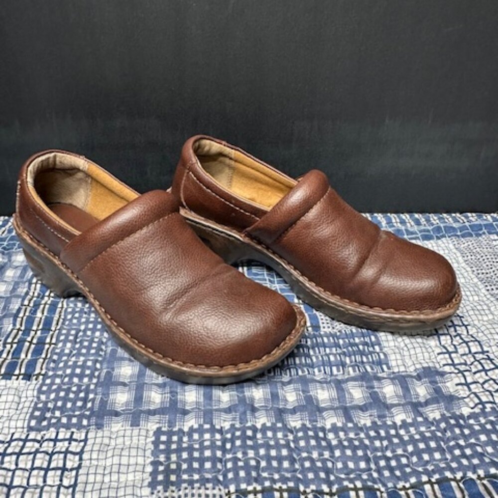boc Clogs Woman's Size 10